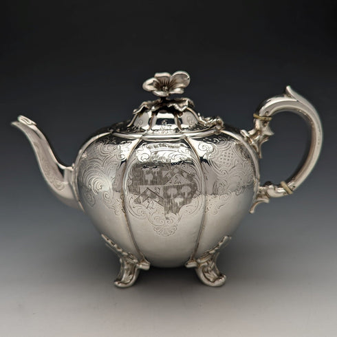 1840 年英國古董純銀學士茶壺 492 克巴納德家族